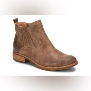 Sofft Tan Bellis III Leather Ankle Boots